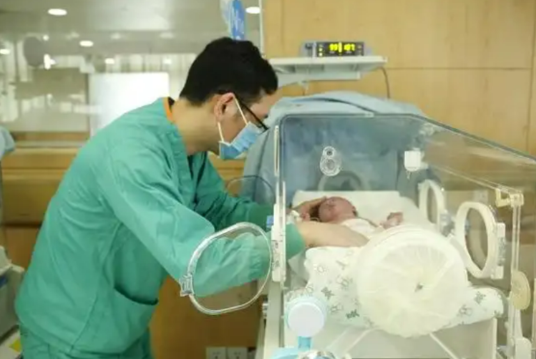 美国试管婴儿流程与医院选择：如何找到适合的方案?